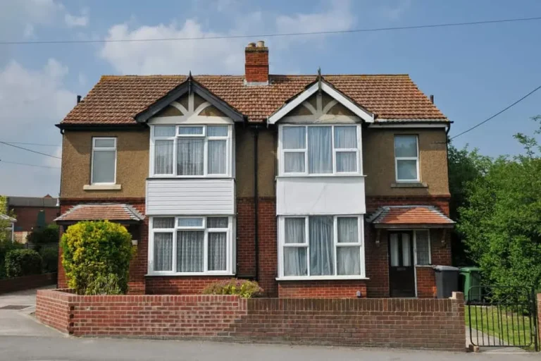 Can You Insure a House That is Going Through Probate